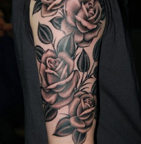 19 idee su Rose tatuaggio braccio